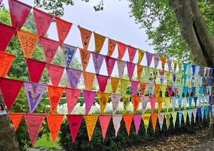 Flags for freedom - 80 jaar bevrijding - B&B in de wei