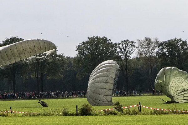 Luchtlanding Vlagheide - B&B In de wei