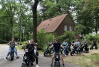 Uitjes Rooi E-copper B&B In de wei
